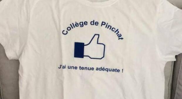 Ginevra, studenti contro la "t-shirt della vergogna" a scuola: devono indossarla per coprire abiti succinti