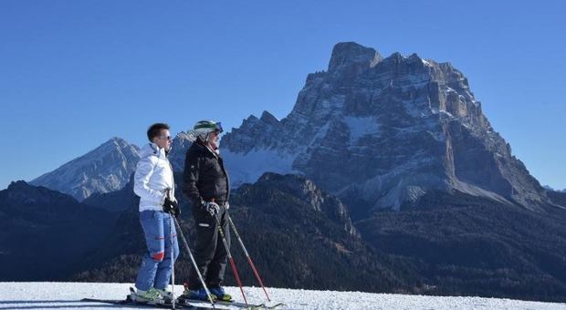 Sciare sulle Dolomiti: sfida a Bolzano il progetto verde no auto sui passi