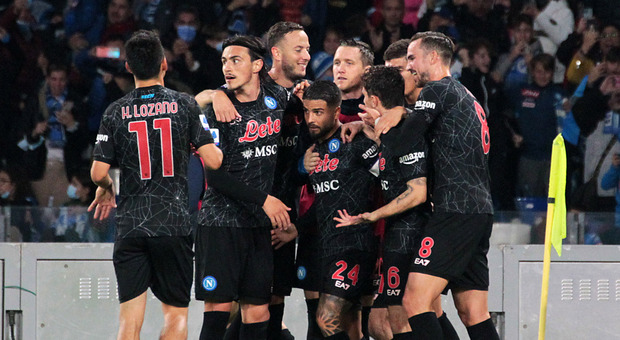 Napoli-Bologna 3-0, le pagelle: qualità Ruiz, Insigne torna decisivo. Motorino Mario Rui