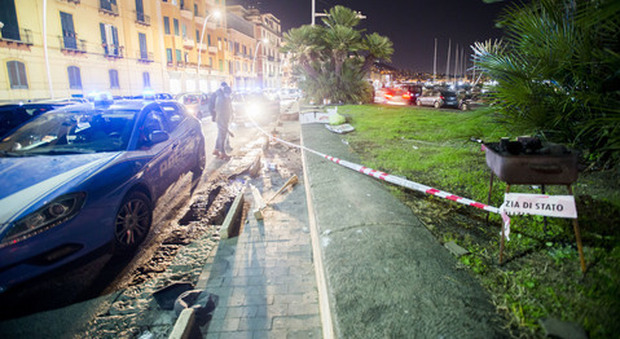Omicidio a Mergellina: «Regna il caos tra parcheggiatori abusivi e lavavetri»