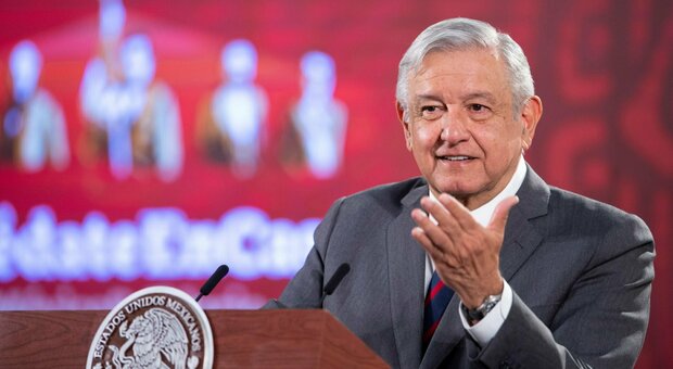Virus, boom di casi in Messico ma il presidente Obrador: «La mascherina non serve, basta il distanziamento»