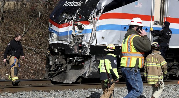 Usa, treno merci si scontra con convoglio passeggeri: almeno due morti e 70 feriti