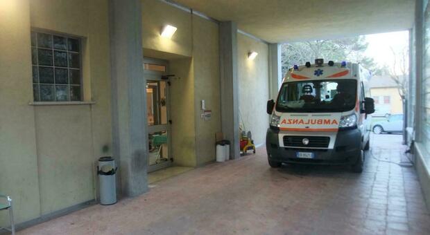 Pesaro, notte con ambulanze senza medico nell’entroterra. Potes solo con autista e infermiere, Chiarabilli: «Adesso basta»