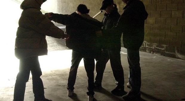 Baby rapinatori in azione a Bari bloccati due nella banda