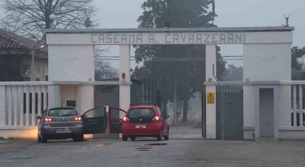 «Profughi deportati alla Cavarzerani». Associazioni in rivolta