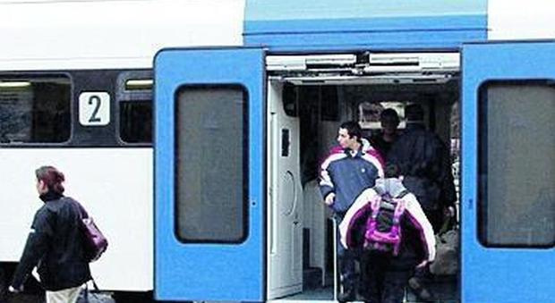 Ritardi e cancellazioni sui treni per Roma, odissea sulla linea Fl-3