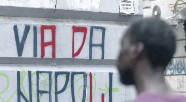 Razzismo a Napoli: «Mi diceva negro e schiavo, lavoravo per un euro all'ora»