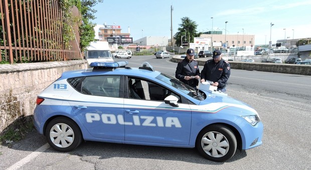 Roma, falso medico organizza raccolta fondi per giornata oncologica: arrestato