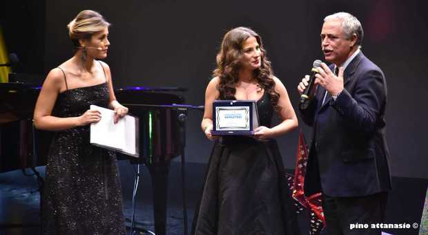 Arcobaleno Napoletano, ecco la cerimonia di premiazione al teatro Sannazaro
