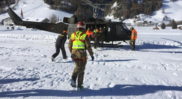 Friuli, slavina travolge gruppo di sciatori: un ferito grave