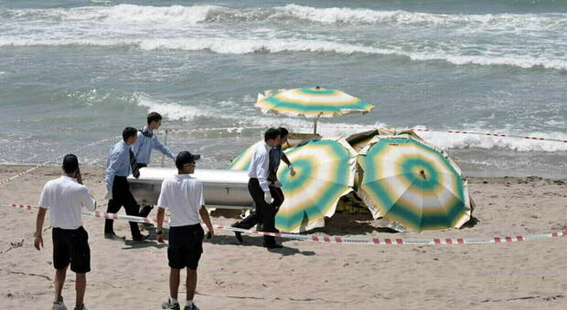 Bagno in mare tragico: turista romano muore in spiaggia in Sardegna
