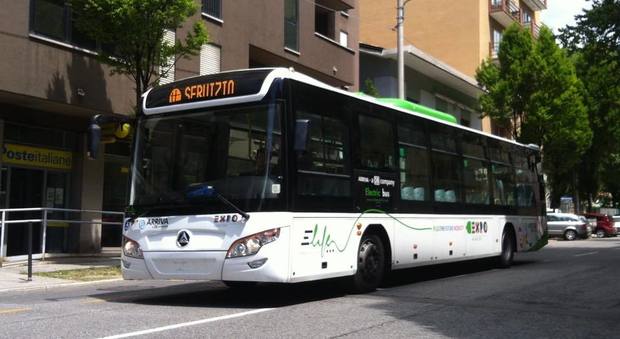Mobilità: al via la sperimentazione dei bus elettrici, a bordo gratis