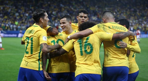 Russia 2018, Brasile super e già qualificato: 3-0 al Paraguay. La Bolivia riaccende l'incubo dell'Argentina: 2-0