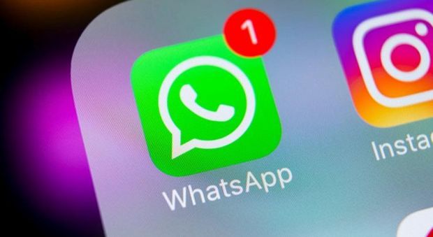 WhatsApp contro gli spioni: per aprire le chat servirà l'impronta digitale
