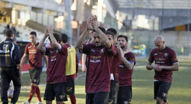 Ascoli ko: Salernitana in media Gregucci Agganciata la quota playoff