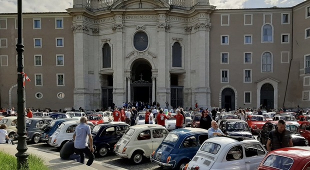 Le 500 al primo raduno Città del Vaticano