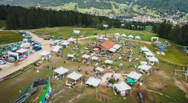 Cortina, ragazzo romano positivo: rischio focolaio al Summer festival «600 turisti da controllare»