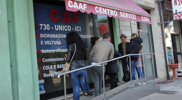 Reddito-flop, gli italiani lo snobbano: uno su due non ha fatto la richiesta