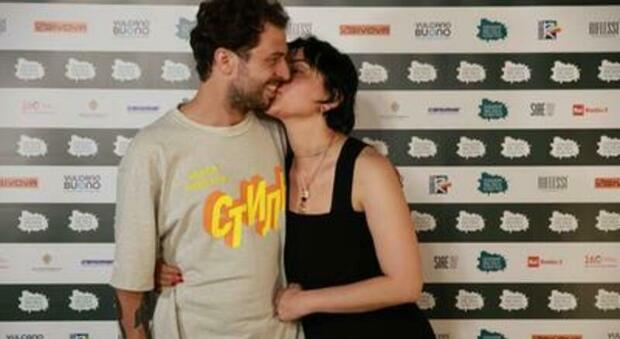 immagine Arisa e Walter Ricci, il primo bacio all'Ischia Global Fest