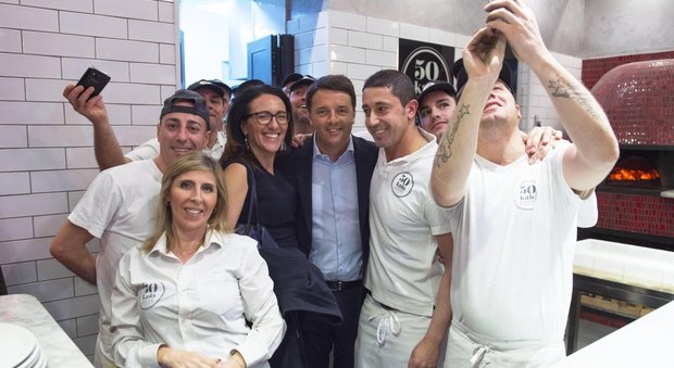 Renzi mangia la pizza da 50 Kalò e su Facebook piovono gli insulti al titolare Ciro Salvo