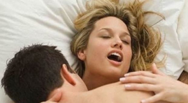 Sesso, anche le donne raggiungono l'orgasmo notturno ma non se ne accorgono