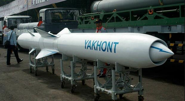 Hezbollah minaccia la flotta Usa con il super missile russo Yakhont, gittata di 300 chilometri