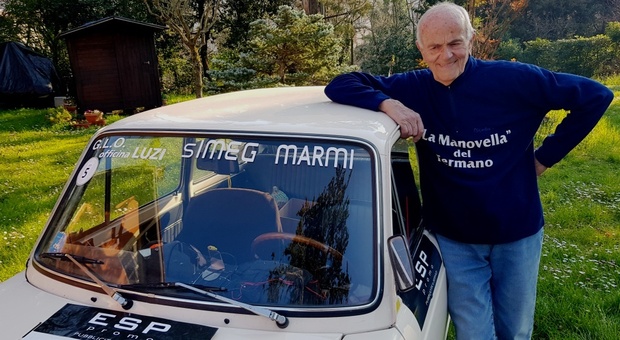 Gianpaolo aciaroni, 87 anni e non sentirli: nella gara con le auto d'epoca il pilota mette ancora tutti in fila
