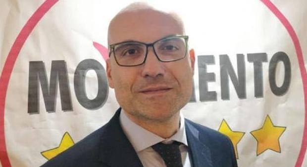 Catello Vitiello, chi è il massone del M5S eletto alla Camera a Castellammare di Stabia