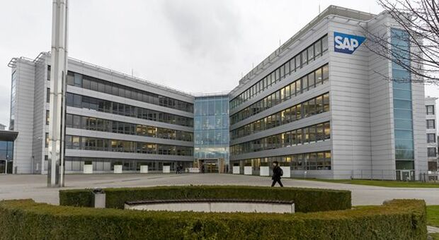 SAP crolla a Francoforte dopo profit warning