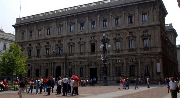 Falso allarme bomba a Palazzo Marino