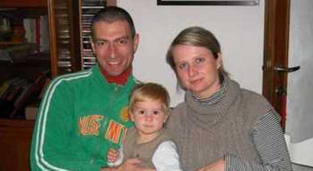 Alessio Peci e Silvia Marx con il figlioletto