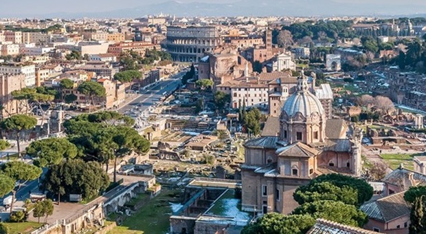 Roma, la Capitale insolita e mezza vuota che brucia di bellezza