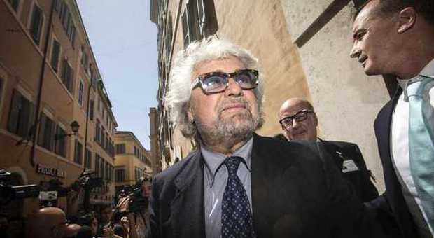 M5S, Grillo arriva a Roma per bloccare il dialogo sulle riforme