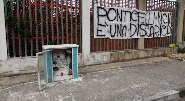 «Ponticelli non è una discarica», protesta contro l'area abbandonata
