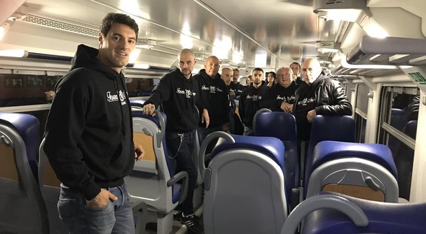 Bergamo, polemica per le ronde di Forza Nuova sui treni: «Tornati alle deportazioni del 1944»