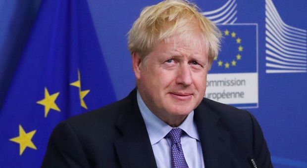 «In Puglia per smaltire lo stress da Brexit»: il consiglio di Johnson senior al figlio premier Boris