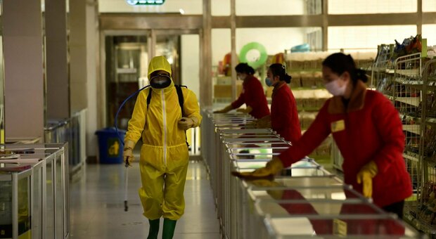 Omicron in Corea del Nord, 232mila casi di febbre e maxi-focolaio