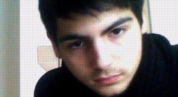Ragazzo italiano di 24 anni accoltellato a Londra: è stato trovato morto nel suo appartamento