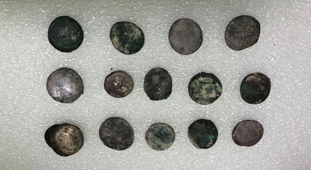 Le monete del pompeiano fuggiasco che raccontano la nuova storia di Pompei