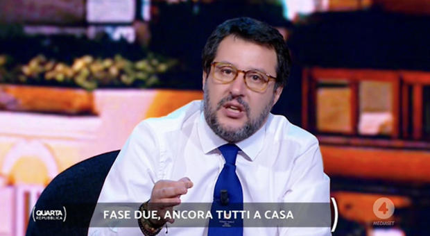 Fase due, Salvini attacca De Luca: «Gioca a fare lo sceriffo sulla pelle dei campani»