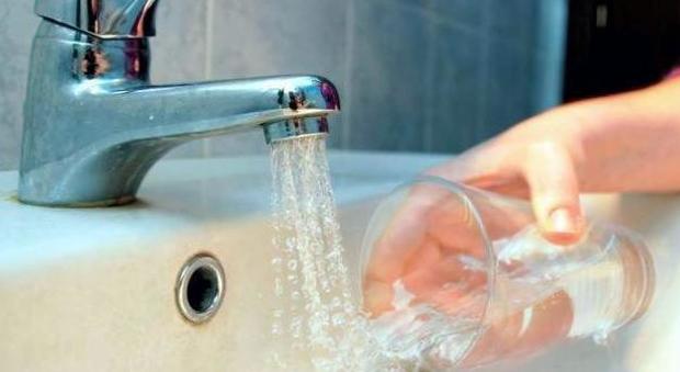 Emergenza siccità in pedemontana Ats decide di “chiudere” i rubinetti