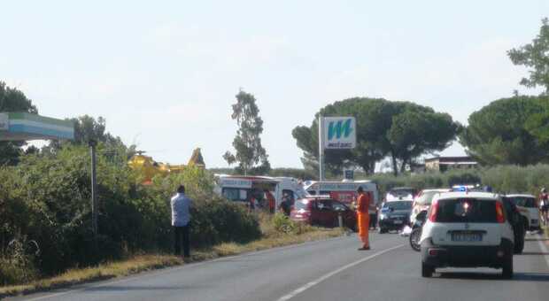 Moto si schianta contro auto a Lanuvio: muore 31enne