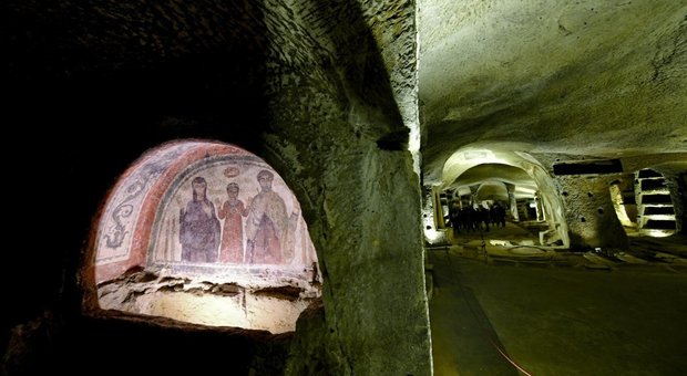 Catacombe San Gennaro, il blitz di Ravasi che spaventa la Sanità