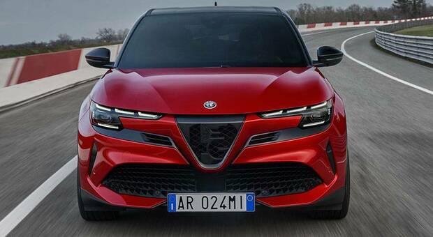 Ora Alfa Romeo Accelera La Junior Anche Ibrida Il Crossover Compatto Che Rilancia La Sfida