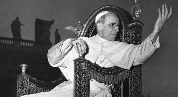 3 agosto 1943 L’ambasciatore tedesco invia a Berlino i testi dei discorsi di Pio XII e del cardinale Schuster