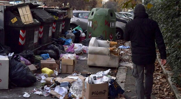 Lazio, rifiuti inviati all’estero: la Regione è maglia nera. Va male la differenziata