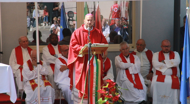 Il vescovo di Rieti, monsignor Vito Piccinonna