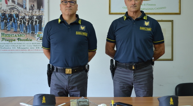 Cassino, spaccio: due arresti della Guardia di Finanza