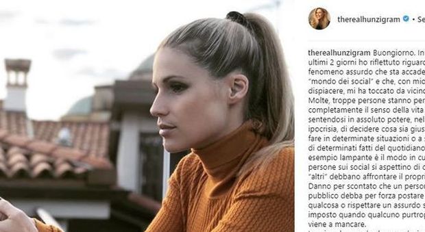 Michelle Hunziker, nessun post per la morte di Fabrizio Frizzi: pioggia di critiche, lei risponde. "Ecco perché non l'ho fatto"
