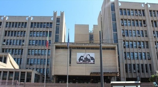 La giustizia si ferma: «Sanificazione di tutti i tribunali fino al 14 marzo»